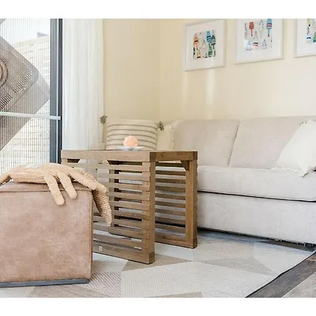 Prázdninový dům Cellina Modern Retreat *